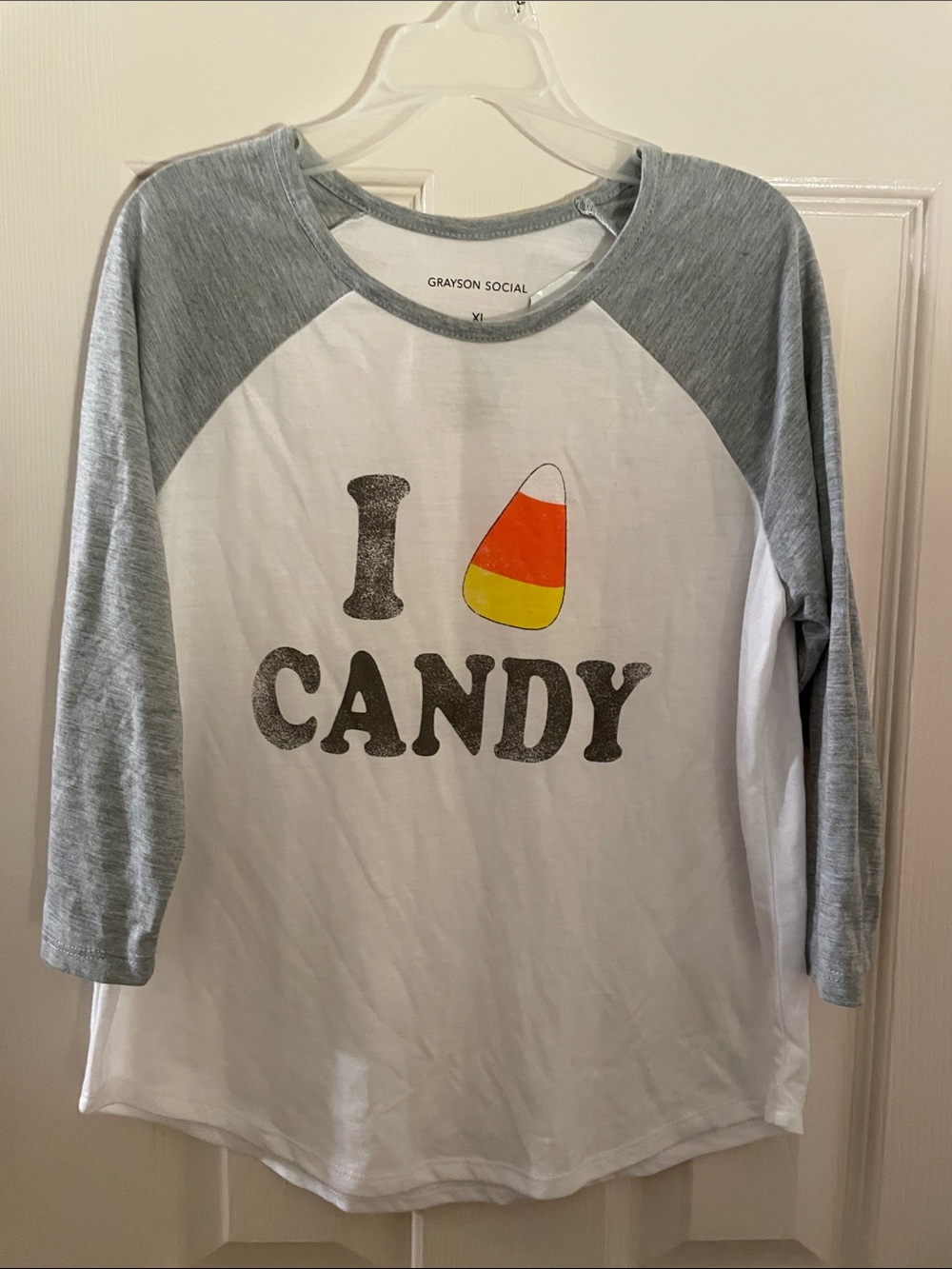 Kids 'I Candy' Raglan Shirt - White & Gray NWOT XL